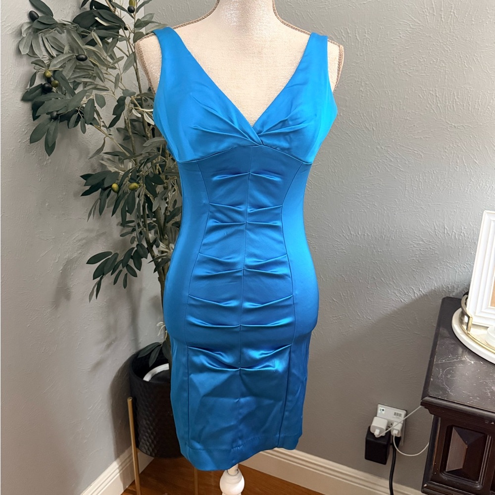 Cache Vibrant Blue V-Neck Midi Sheath Dress
